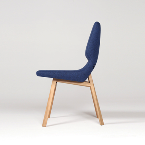 prostoria oblique chair